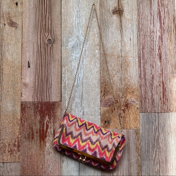 Street Level Foldover Crossbody - Picture 3 of 7